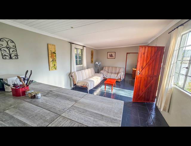 4,398M² SMALLHOLDING FOR SALE IN BALGOWAN